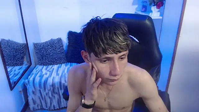 Yao_23 Webcam Show