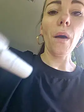milflovelyxxxn Live XXX chat