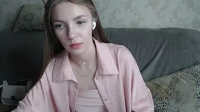HitGyrl: онлайн-секс-чат