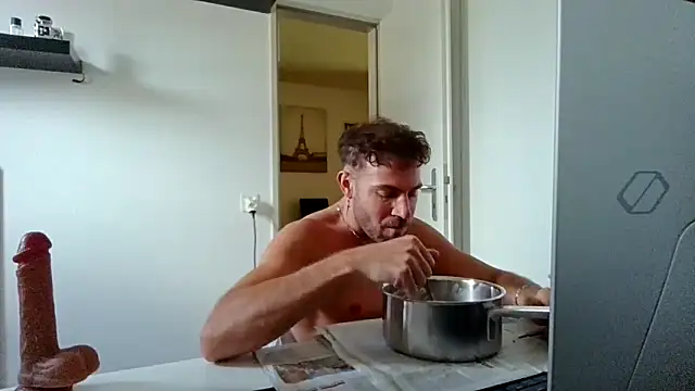 alpha-hunk Adlı Modelin Web Kamerası Şovu