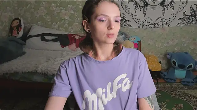 Chat +18 de Cutie_Adelia ao vivo