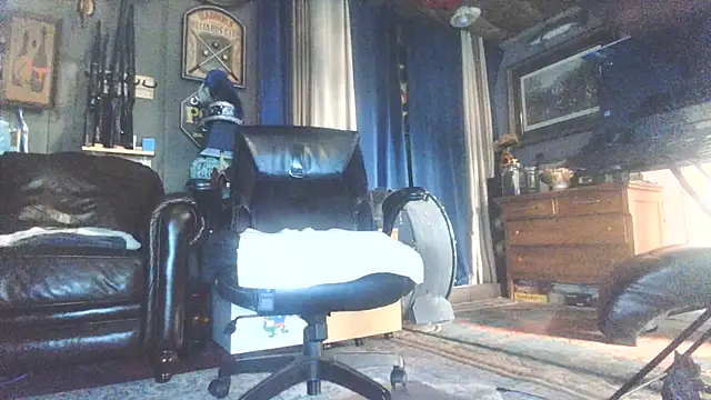Party4Play's Webcam Show