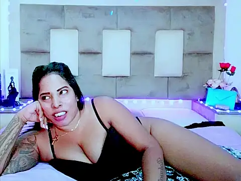 indiantopaz694u webcam show