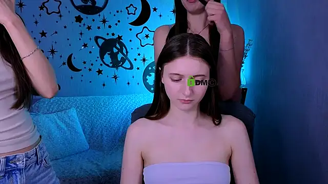 Chat XXX en directo de nekky_mouse