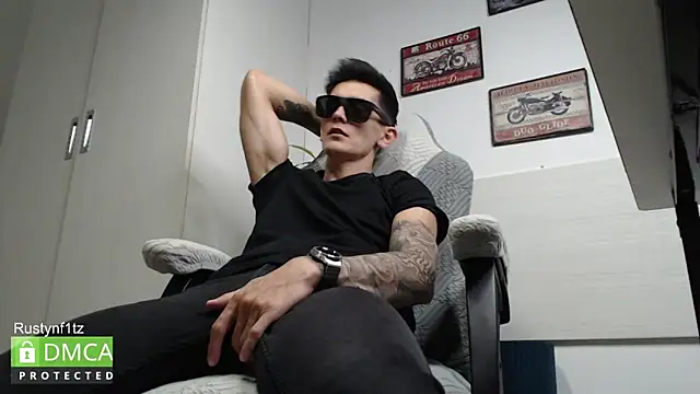 Rustynf1tz_ Show Webcam