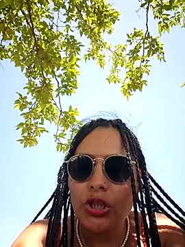 bellapaty's Live XXX Chat