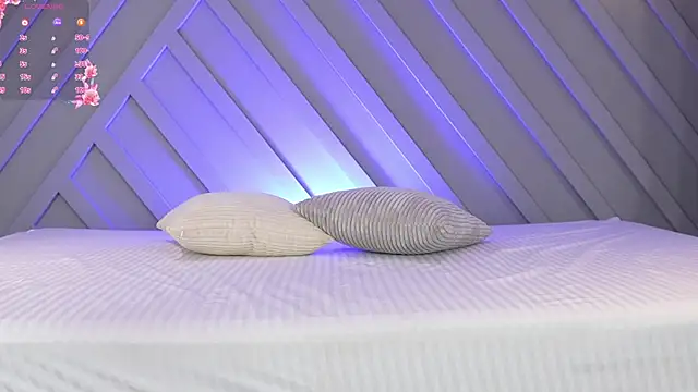Adharamonroe's Live XXX Chat