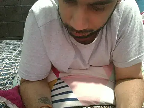 XXX chat uživo modela Precumboner