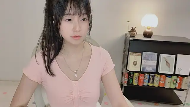 Onechestnut's Live XXX Chat