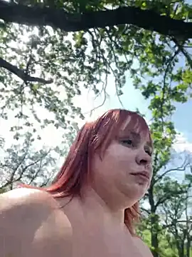 LadyDreams11's Live XXX Chat