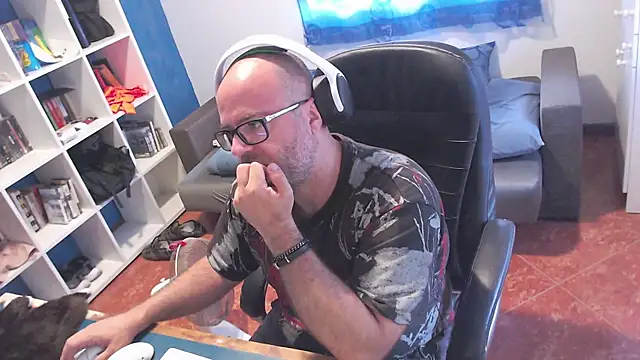Show de ravingr4d4 na webcam