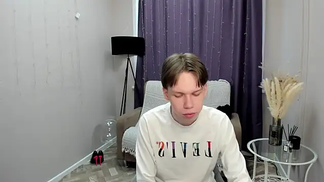 Вебкам-шоу EliotMars