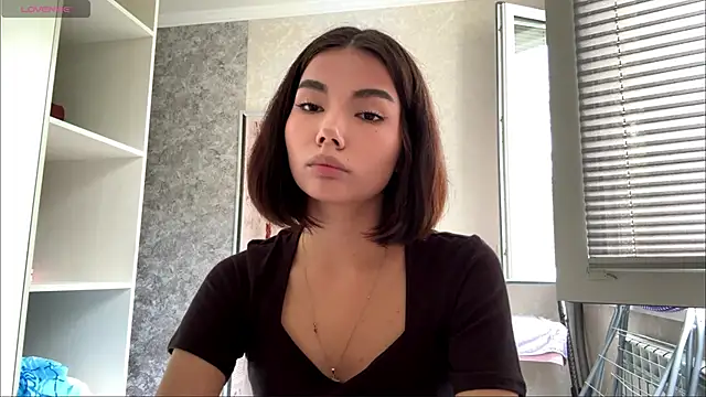 MarylnMonnier's Live XXX Chat