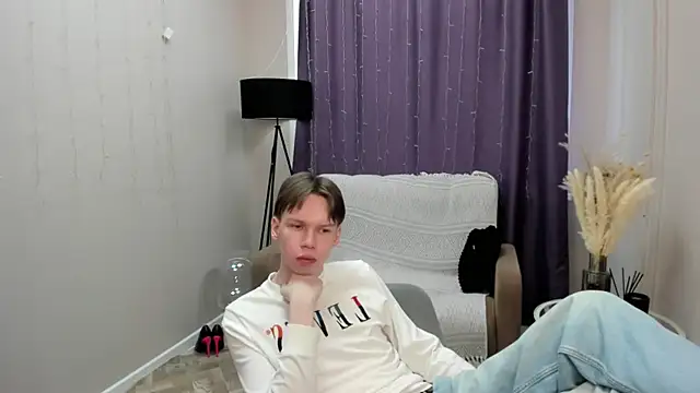 Вебкам-шоу EliotMars