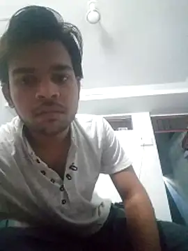 LatestIngredient43 Pertunjukan Webcam