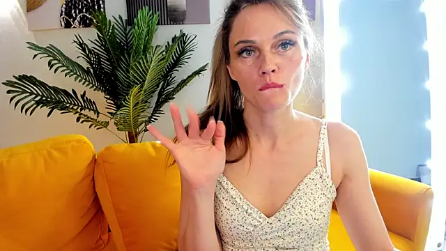 agatha_roose élő XXX-chatje