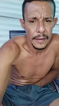 Czat XXX na żywo – El_junior21