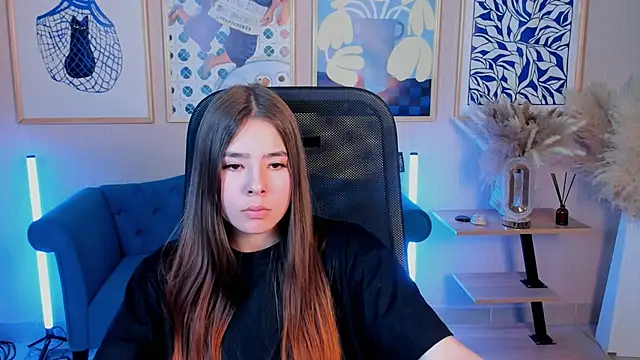 SayaHeartnet Chat XXX live