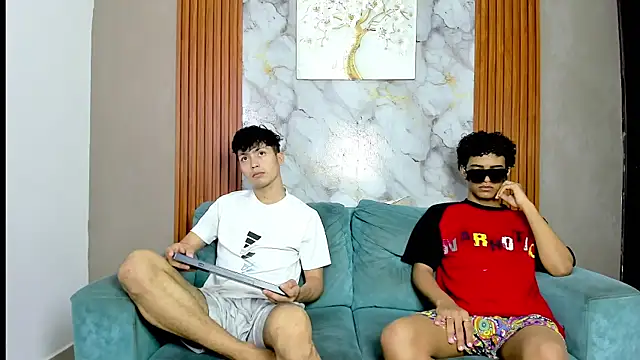 Онлайн чат XXX VERY_HOT_GUYS