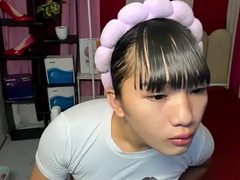 Urasianalodia webcam show