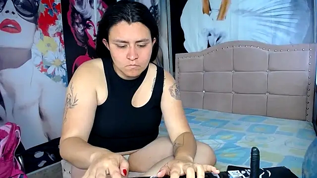 BaddieLuxe_'s Webcam Show