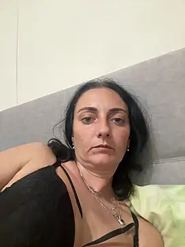 Chatroom XXX en direct de Miroslava1247
