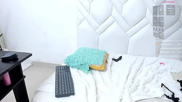 LindaHooker webkamerás műsora