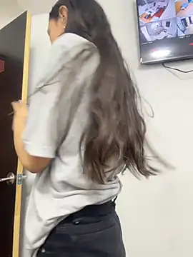 LilyRossi_'s Live XXX Chat