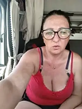 Czat XXX na żywo – Milfa_nimfomana