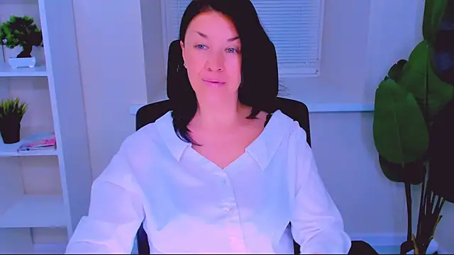 AnaMills' Live XXX Chat