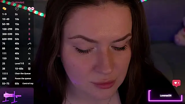 Živý XXX chat AliceOfWondersS
