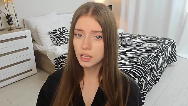 XXX chat uživo modela Erica_Kiss