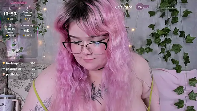 _CandyM1lky_'s Live XXX Chat