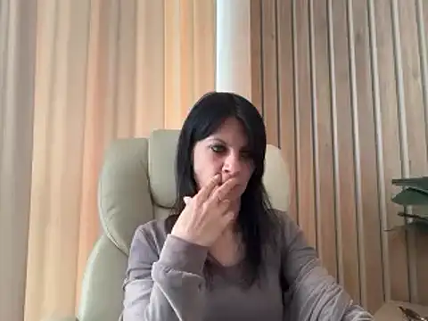 Chat XXX ao vivo de InjaAtHome