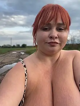 LadyDreams11's Live XXX Chat