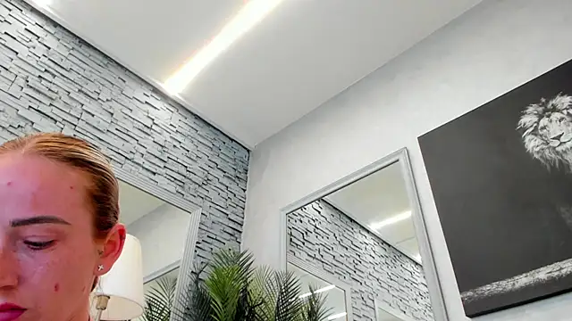 Reina_Cummings Adlı Modelin Canlı XXX Sohbeti