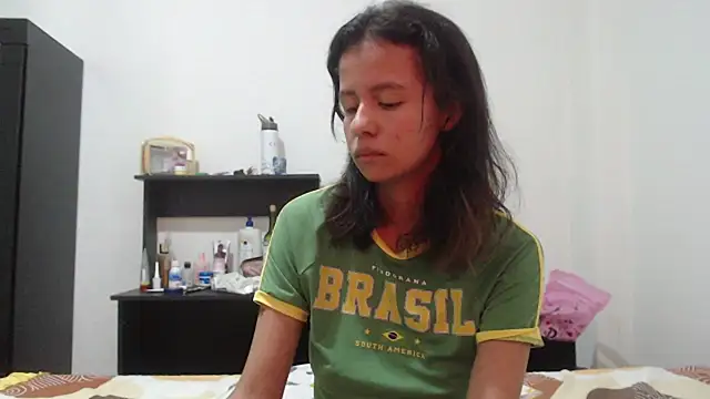 nathaly_jones_ লাইভ চ্যাট রুম