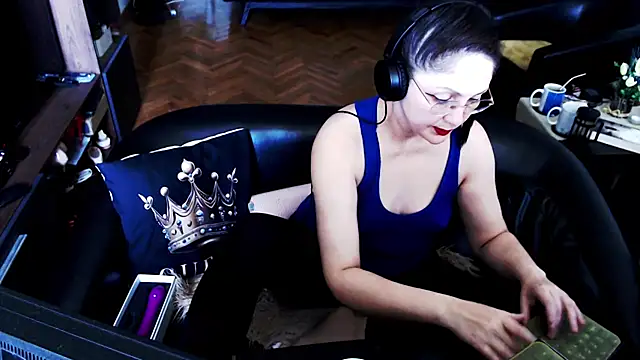 Imperatriza Chat XXX live