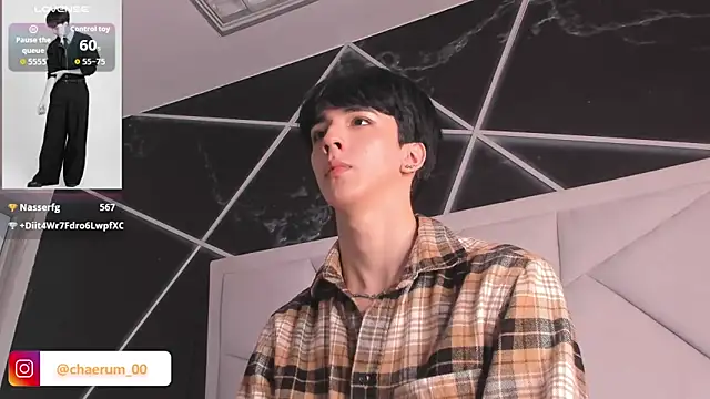 Chat +18 de AerumChae ao vivo