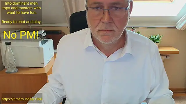 subbear1968 Show Webcam