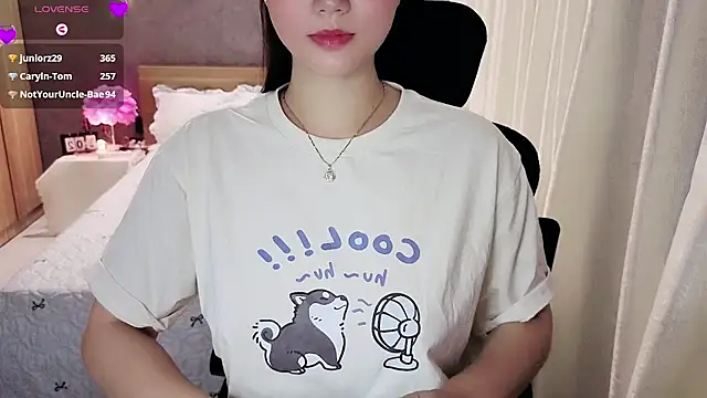 JENNIE-16's Live XXX Chat