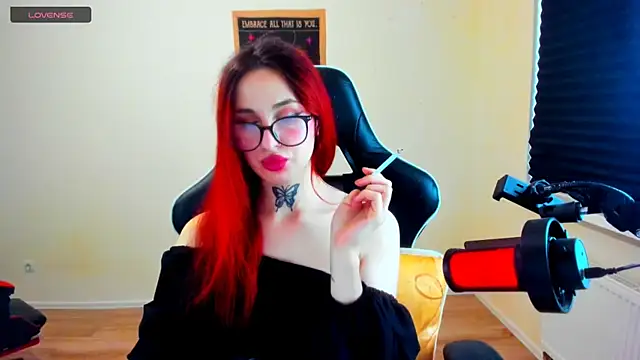 your_tora Adlı Modelin Canlı XXX Sohbeti