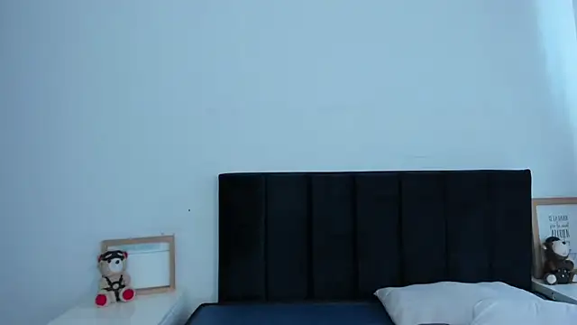 Czat XXX na żywo – melanie_roux__