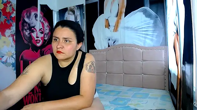 Czat XXX na żywo – BaddieLuxe_