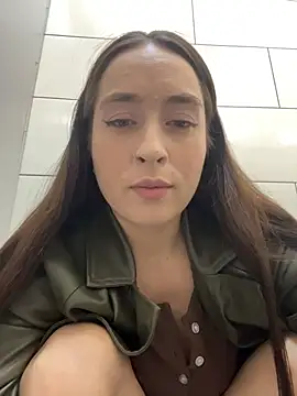 Holly_Play webcam show