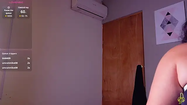 chubbykinkyygirl Live XXX-Chat