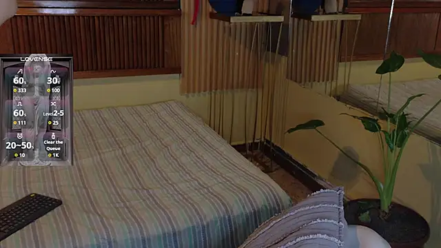 Chat XXX en directo de Eli666uwu