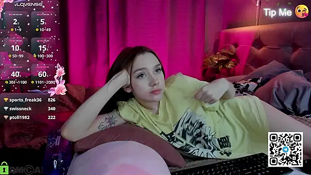 Онлайн чат XXX Lesi_Moonie01