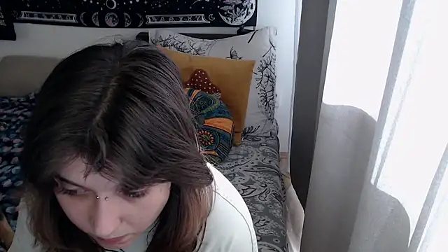 AlienforTwenty Live XXX-chat