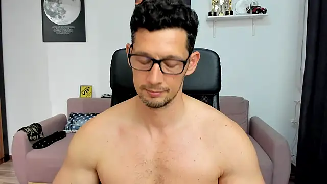 BrutusK08 라이브 XXX 채팅